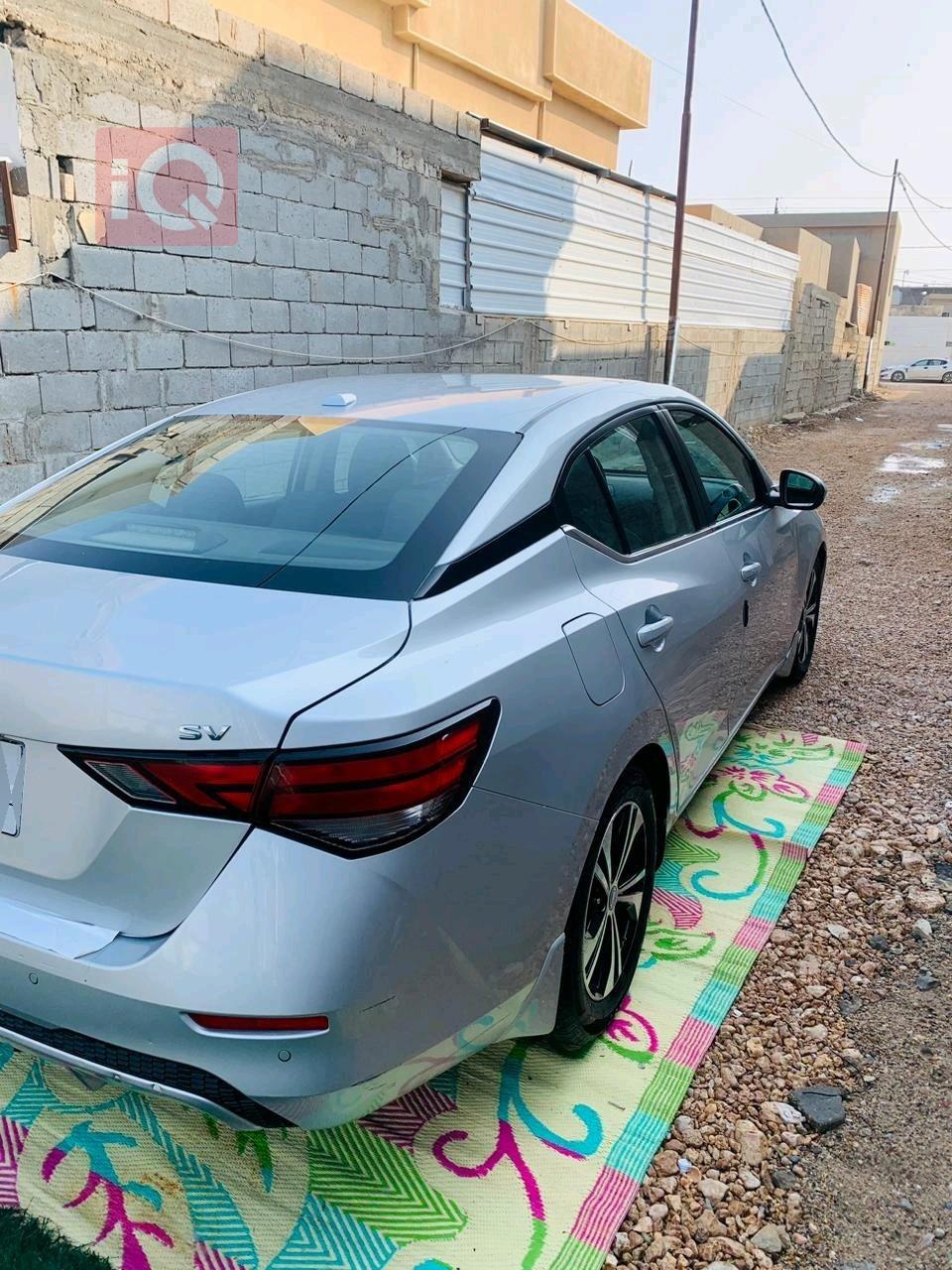 نيسان سنترا